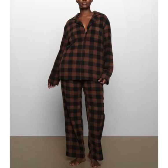 SKIMS, Fleece Plaid Top & Pant Sleep Set, Jasper Buffalo Check, XS - Picture 1 of 6